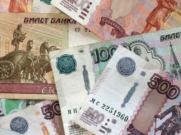 Женщина-таксист в Барнауле обманула клиента почти на 26 тысяч рублей