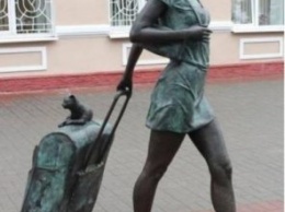В центре Зеленоградска хотят установить скульптуру «Курортница» за 916 тысяч (фото)