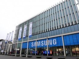Компания Samsung представит складной смартфон W20 5G 19 ноября