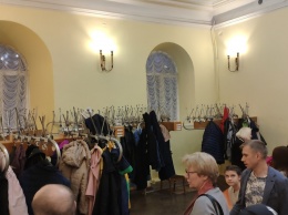 В Екатеринбурге всех гардеробщиков цирка уволили из-за грязных блузок и мошенничества