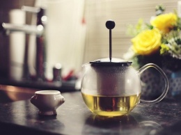 Ученые назвали целебные свойства черного и зеленого чая