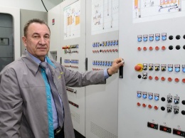 Руководитель алтайского элеватора стал заслуженным работником пищевой индустрии РФ