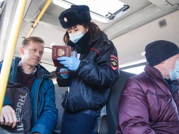 Полицейские будут проверять наличие масок у тагильчан в общественном транспорте