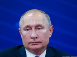 «Левада»: уровень одобрения деятельности Путина опустился до уровня 1999 года