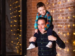Руслан Авдеев и его трехлетний сын стали участниками онлайн-проекта «Песни вместе»