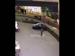 Серьезное тройное ДТП в Кемерове попало на видеозапись