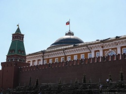 ТАСС: в Кремле пока не выбрали новую дату голосования по Конституции