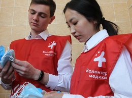 В Алтайском крае студенты привозят пожилым людям продукты и лекарства