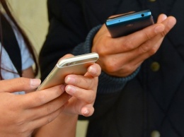 ПФР шлет SMS и почту алтайским семьям с детьми