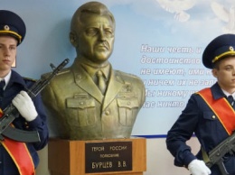 Связь поколений: в Белгородском правоохранительном колледже отметили День сотрудника органов внутренних дел РФ