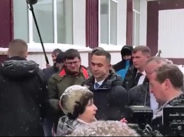 СК начал проверку после жалобы жительницы Санниково Дмитрию Медведеву