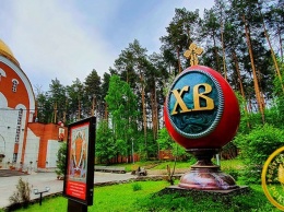 В Екатеринбурге гигантское вращающееся яйцо попало в список рекордов России