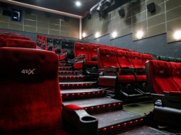 Кинотеатры в России планируется открыть в середине июля