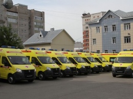 17 новых реанимобилей переданы в больницы Алтайского края