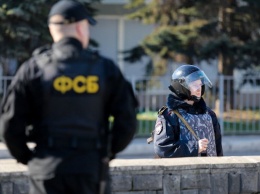 ФСБ заявила о пресечении деятельности подпольных оружейников в Калининградской области