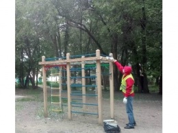 В Ульяновске заволжский сквер Дружбы приводят в порядок