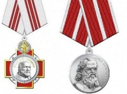 Алтайских медиков наградили новыми орденом Пирогова и медалью Луки Крымского