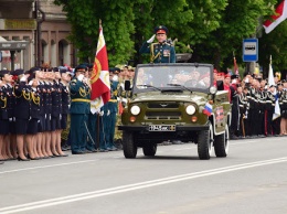24 июня в Симферополе: когда начнется парад и салют, где перекроют дороги, что посмотреть, - ФОТО, ВИДЕО