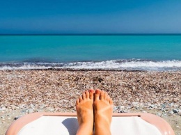 Без масок, но с дистанцией: в Крыму рассказали, как этим летом отдыхать на пляже