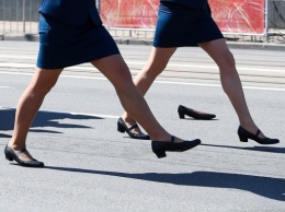 Командующий Балтфлотом наградил женщину-офицера, потерявшую туфлю на параде