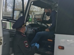 Водителей автобусов и маршруток Свердловской области наказали за 15 тысяч нарушений