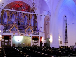 В Кафедральном соборе запустили экскурсии-концерты на 50 человек