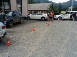 Пьяный водитель въехал в принадлежащий кузбассовцу Infiniti на Алтае