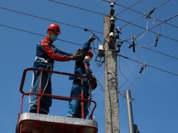 Работники «Горэлектросети» провели рейд по отключению незаконных потребителей