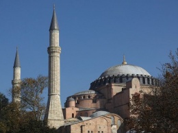 Президент Турции присвоил собору Святой Софии статус мечети