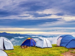 Алтайский край вошел в топ-5 популярных мест для отдыха в палатках