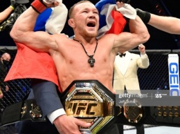 Уральский боец Петр Ян стал новым чемпионом UFC в легчайшем весе