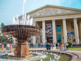 Власти Кузбасса назвали дату проведения балов для выпускников