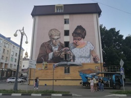 Шурик и хорошая девочка Лида. В Белгороде появился новый стрит-арт