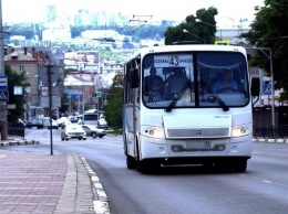 В Белгороде водитель автобуса вытолкал из салона пенсионера