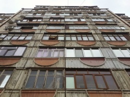 В Белгороде выясняют обстоятельства падения девушки из окна высотки