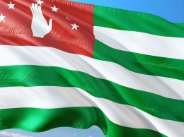 Президент Абхазии предложил начать снимать ограничения на границе с Россией