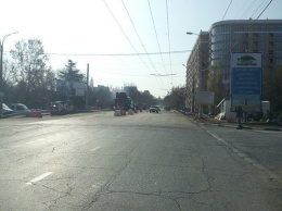 На улице Толстого в Симферополе открыли движение по мосту