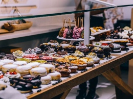 Диетолог из РФ: пончик оказался самым опасным для организма десертом