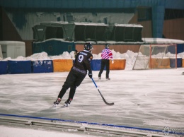 Кузбасс вничью сыграл с архангельским "Водником" в матче ЧР по хоккею с мячом