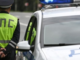 Девочка в коме: в Алапаевске автомобилистка протащила на капоте 9-летнего ребенка