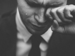 Российский психолог посоветовал плакать в стрессовых ситуациях