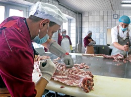 Эпидемия коронавируса по-разному сказалась на алтайских мясопереработчиках
