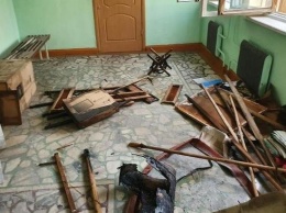 В Чебоксарах при пожаре в школе №63 пострадал завхоз