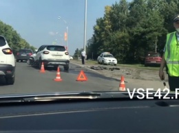 Пробка образовалась из-за серьезной аварии в Кемерове