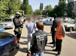 Полиция задержала просившего интимные фото у ребенка мужчину в Саратовской области