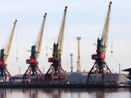 Правительство РФ отказалось согласовывать бизнес-план областных властей по порту в Янтарном
