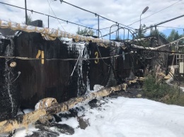 На асфальтовом заводе в Карелии вспыхнул пожар