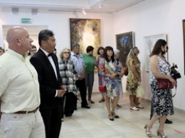 В Белгороде открылась выставка картин Ильи Хегая «Сокровенное»
