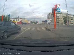 Кемеровчанин отдал 6 тысяч рублей за желание быстрее проскочить перекресток