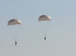 Курсанты военно-патриотических клубов Белгородской области завершили сезон прыжков с парашютом